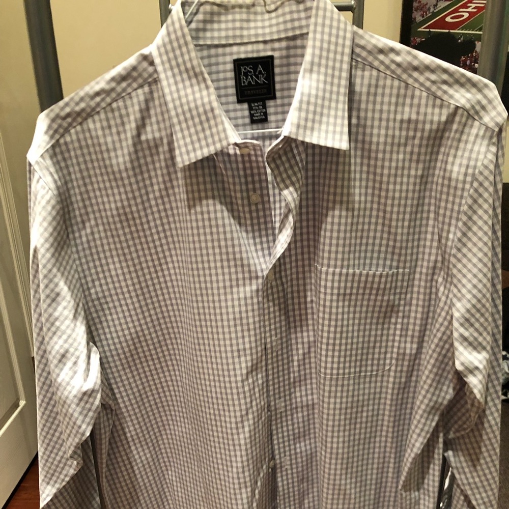 Jos A Bank Dress shirt !